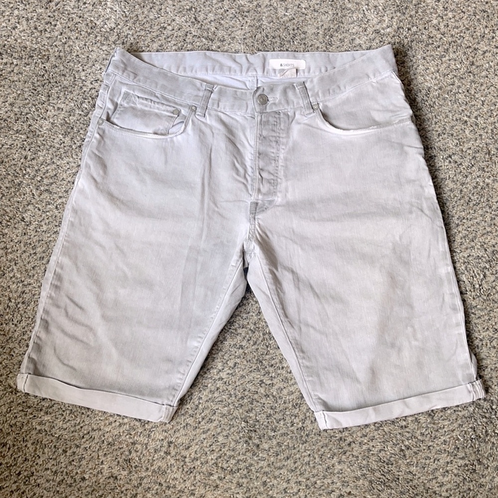 🌴☀️☀️Men’s Denim H&M Shorts☀️☀️🌴